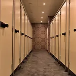 De Lola Podshotel Den Haag