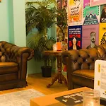 De Lola Podshotel
