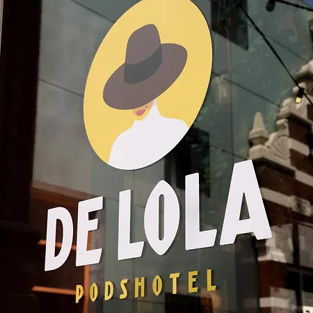 Capsulehotel De Lola Podshotel Den Haag