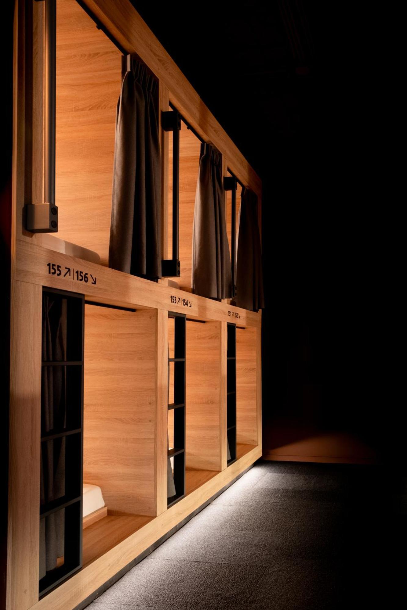 De Lola Podshotel Den Haag